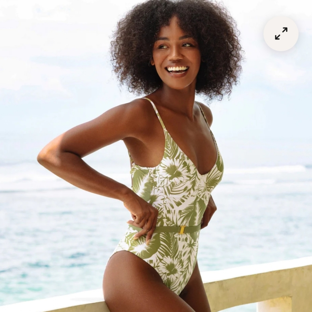 NWT $150 Watercolors Kenny Flowers The Bali Underwire One piece Swimsuit - Picture 4 of 13